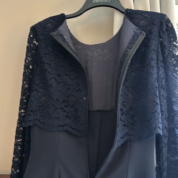 Gorgeous navy blue gown  with eyelet top/sleeves!! - Picture 6 of 10